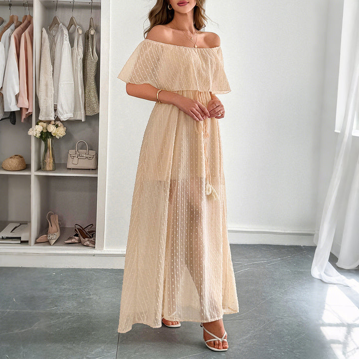 Damer Off-Shoulder Maxiklänning med fint prickmönster och midjebindning Mirla-Eva Jonsson