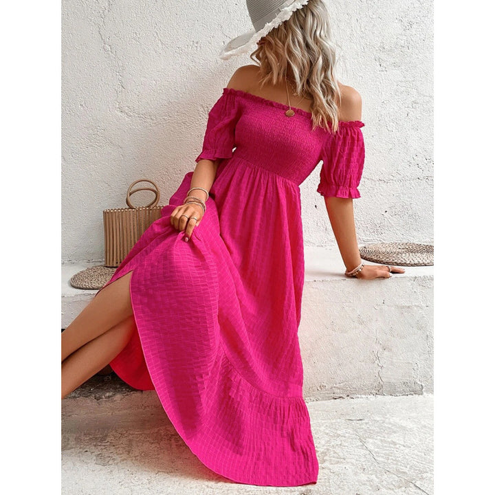 Damer Off-Shoulder Maxiklänning med voluminösa ärmar och flödande snitt Mirla-Eva Jonsson