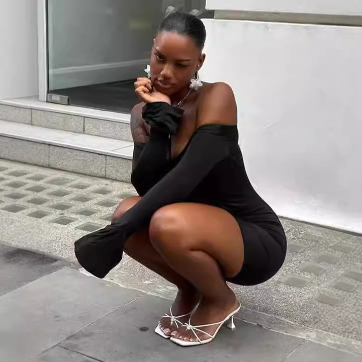 Damer Off-Shoulder Mini-Klänning med Cut-Out Mirla-Eva Jonsson