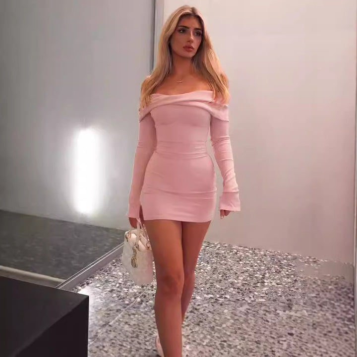 Damer Off-Shoulder Mini-Klänning med elegant rynkning Mirla-Eva Jonsson