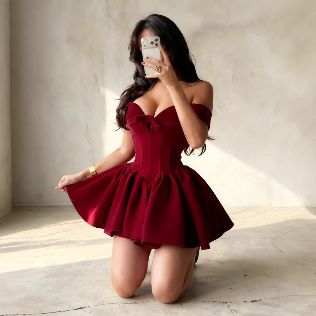 Damer Off-Shoulder Mini Klänning med strukturerad Korsett Mirla-Eva Jonsson