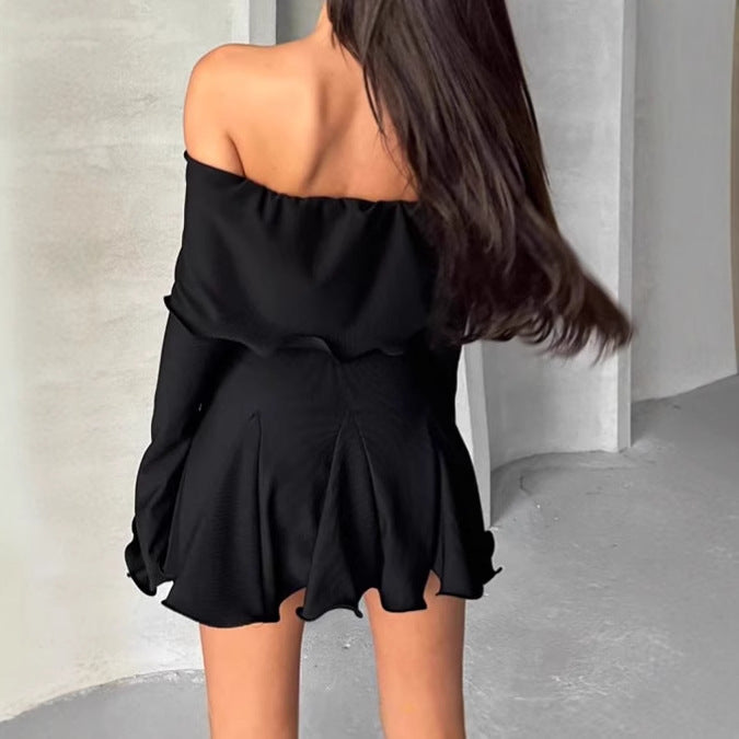 Damer Off-Shoulder Miniklänning med asymmetrisk fåll och långa ärmar Eva Jonsson-Eva Jonsson
