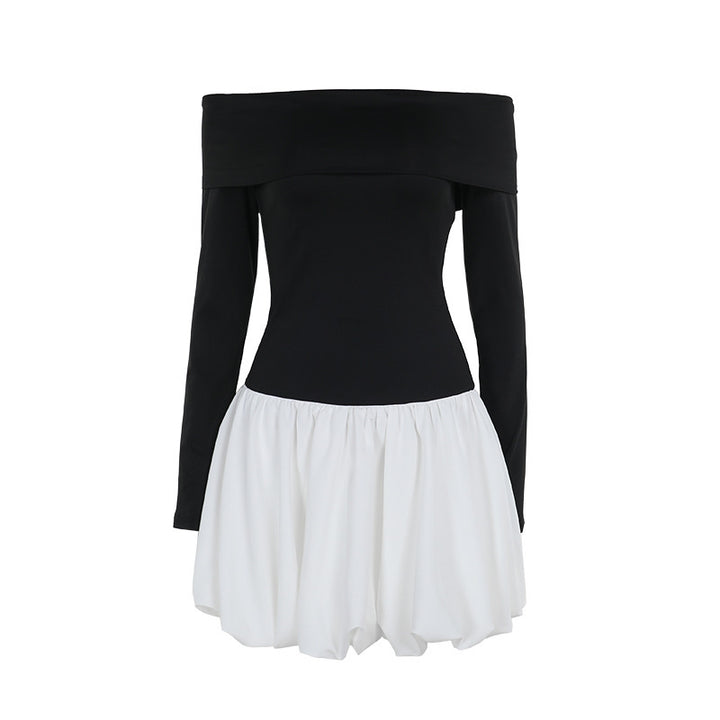 Damer Off-Shoulder Miniklänning med långa ärmar och elegant volangkant Mirla-Eva Jonsson
