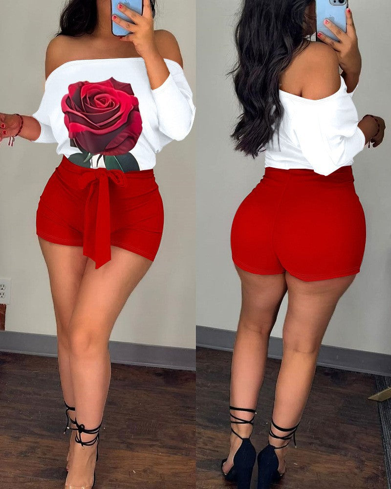 Damer Off-Shoulder Överdel med blommig grafik och randig shorts Mirla-Eva Jonsson