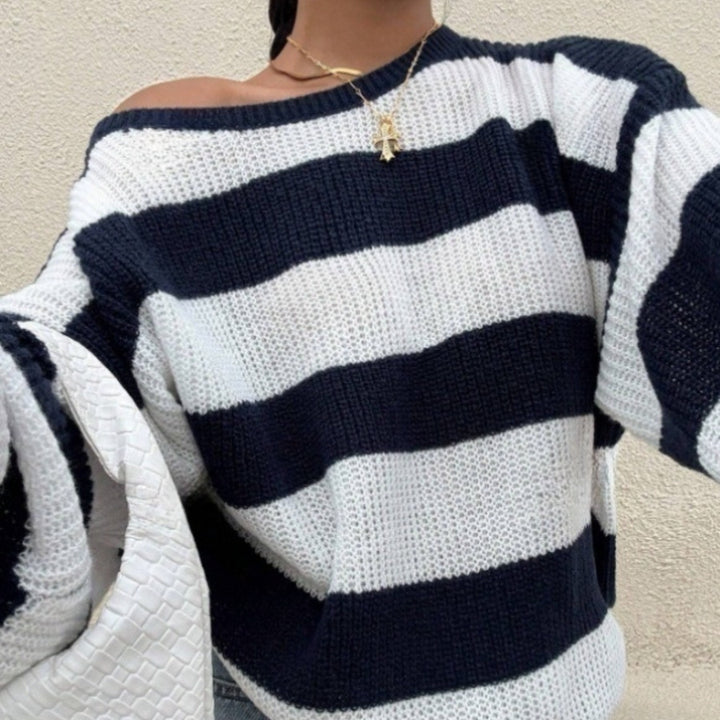 Damer Off-Shoulder Stickad Tröja med maritimt Randmönster Mirla-Eva Jonsson