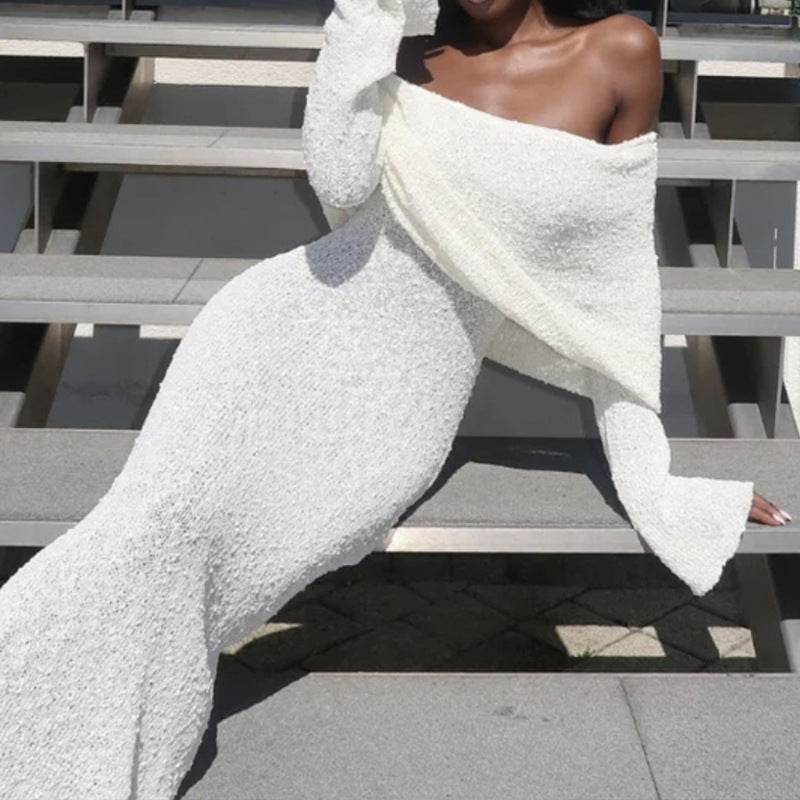 Damer Off-Shoulder Stickklänning med långa ärmar och elegant silhuett Mirla-Eva Jonsson