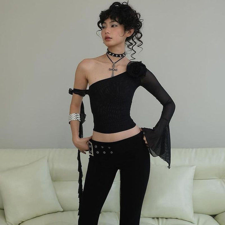 Damer Off-Shoulder Topp med transparenta ärmar och dekorativa detaljer Mirla-Eva Jonsson