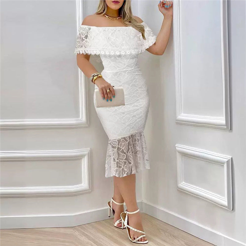 Damer Off-Shoulder spetsklänning med voluminös fåll Mirla-Eva Jonsson