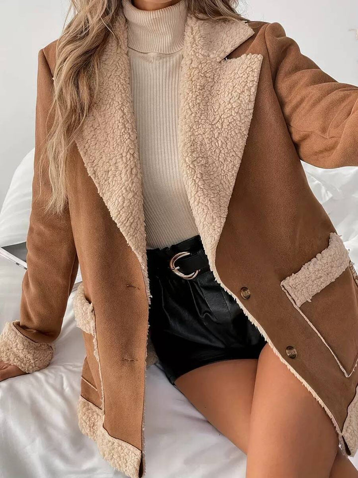Damer Överdimensionerad Teddy-jacka med fickor och mjukt foder i kragen Mirla-Eva Jonsson