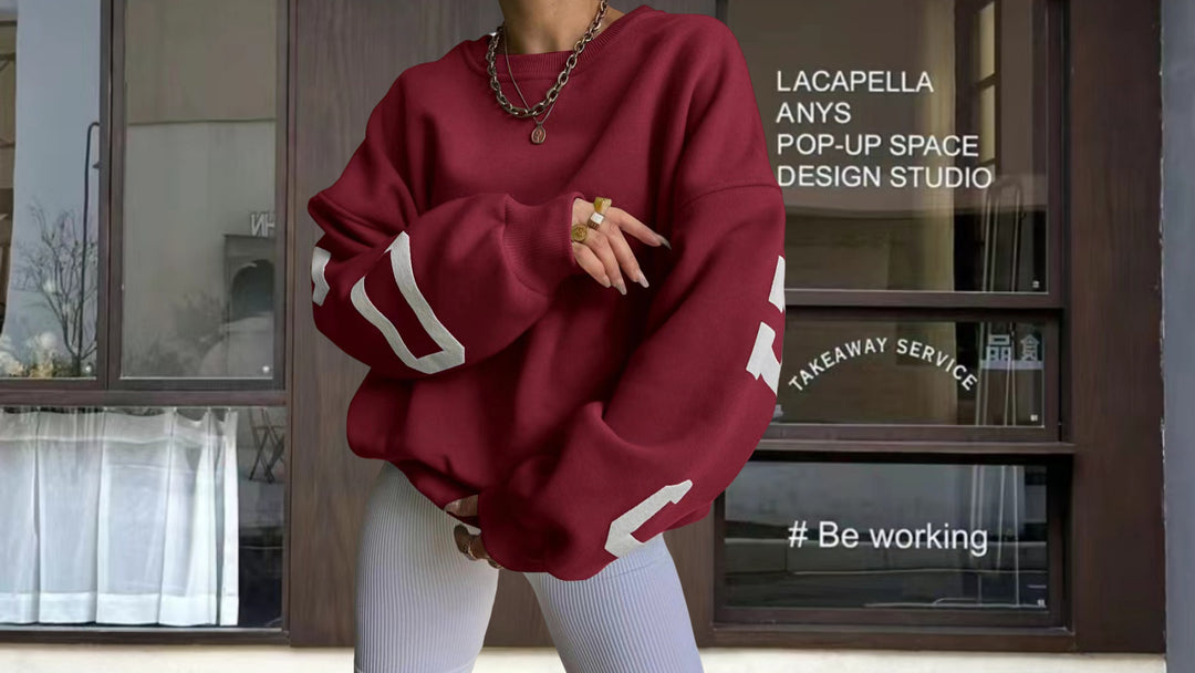 Damer Oversize Sweatshirt med grafiska accenter Mirla-Eva Jonsson