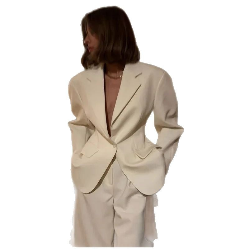 Damer Oversized Blazer i minimalistisk design Mirla-Eva Jonsson