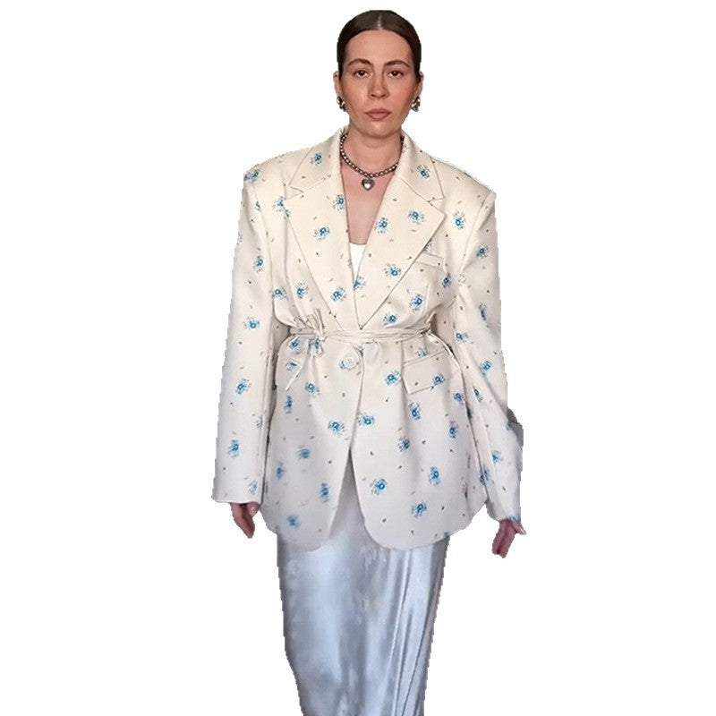 Damer Oversized Blazer med blomsterdetaljer och midjebälte Mirla-Eva Jonsson