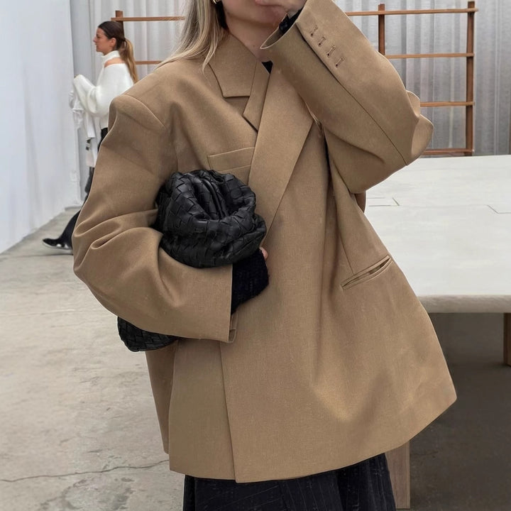 Damer Oversized Blazer med elegant ficka och snyggt slag Mirla-Eva Jonsson