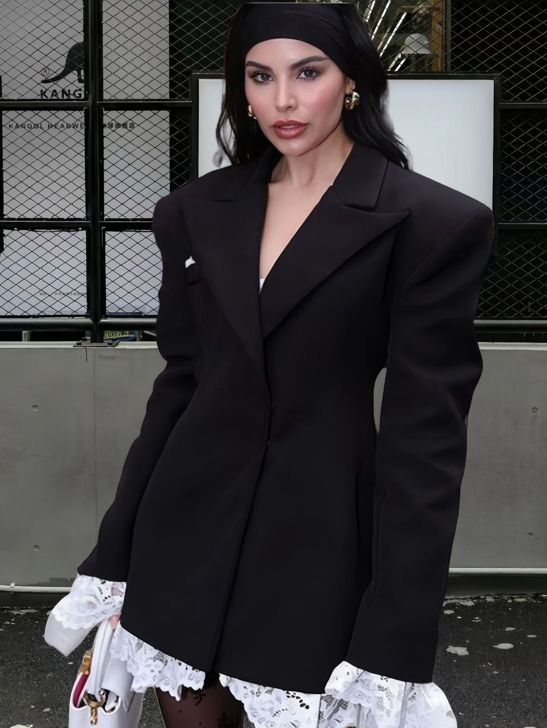 Damer Oversized Blazer med innovativ skärning och elegant design Mirla-Eva Jonsson