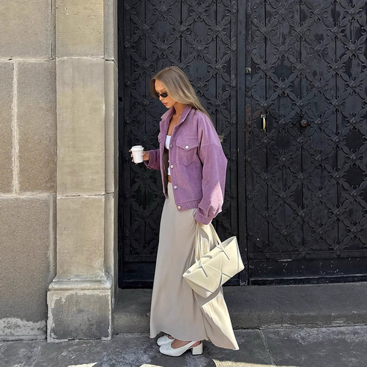 Damer Oversized Cordjacka med praktiska fickor och diskret randmönster Mirla-Eva Jonsson
