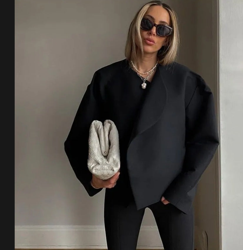 Damer Oversized Couture-jacka med strukturerad skärning Mirla-Eva Jonsson