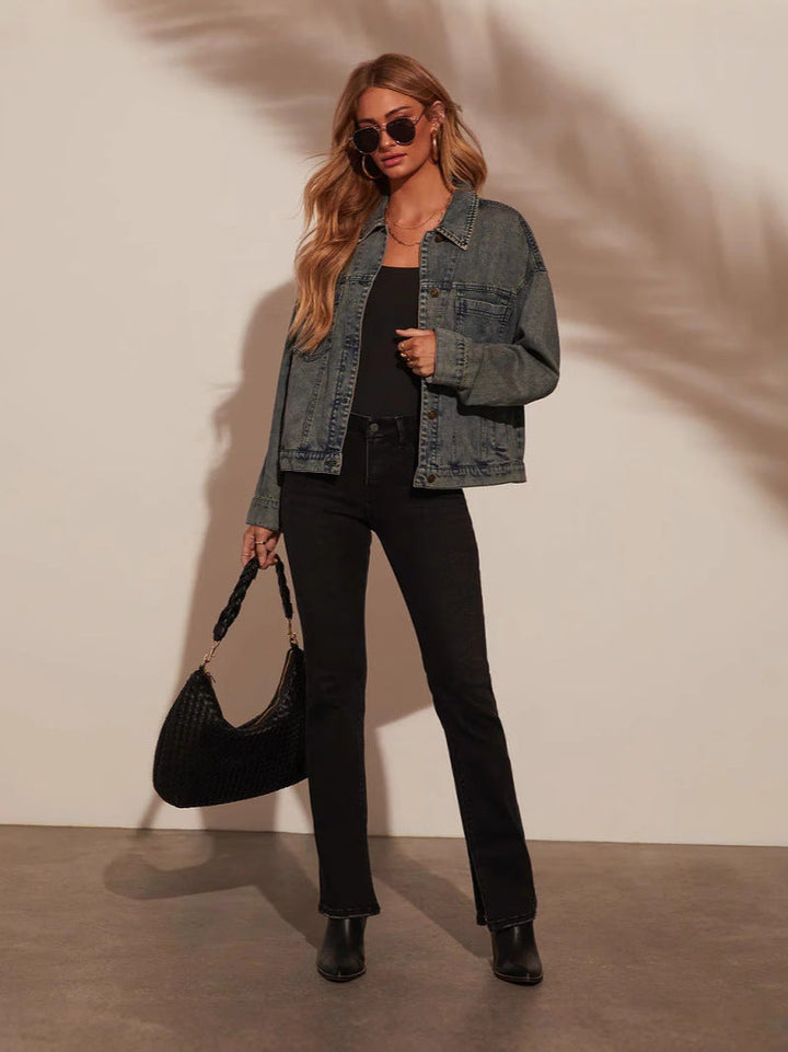 Damer Oversized Denim-Jacka i Lätt Skärning med Praktiska Fickor Mirla-Eva Jonsson