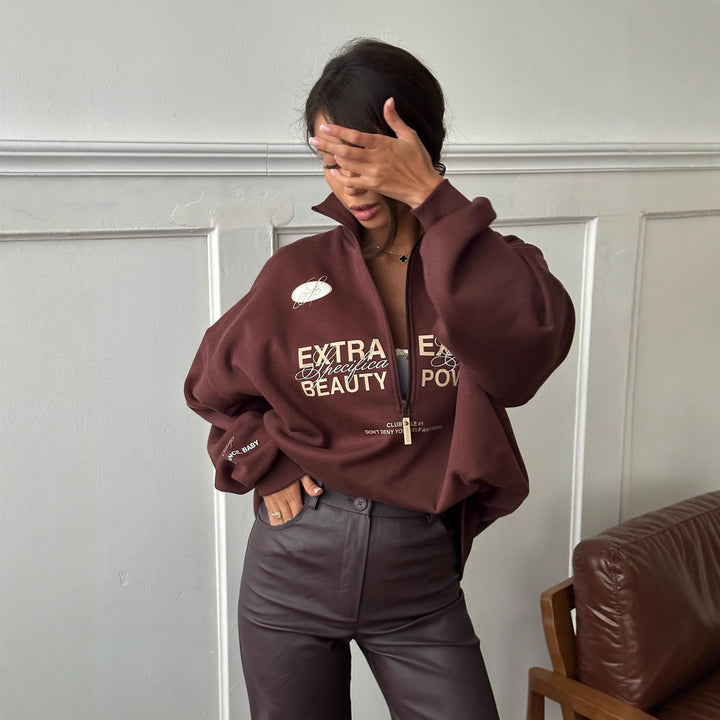 Damer Oversized Dragkedja Tröja med kreativt tryck och modern design Mirla-Eva Jonsson