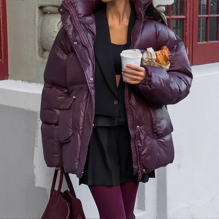 Damer Oversized Dunjacka med synligt quiltat mönster och hög krage Mirla-Eva Jonsson