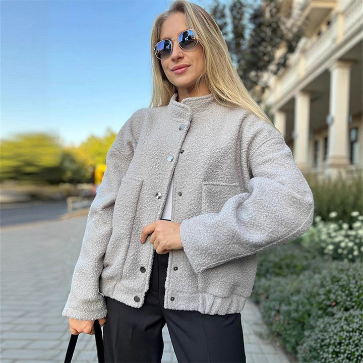 Damer Oversized Fleecejacka med tryckknappar och praktiska fickor Mirla-Eva Jonsson
