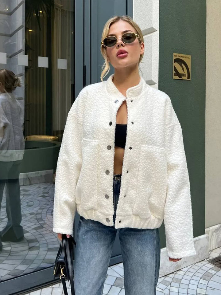 Damer Oversized Fleecejacka med tryckknappar och praktiska fickor Mirla-Eva Jonsson