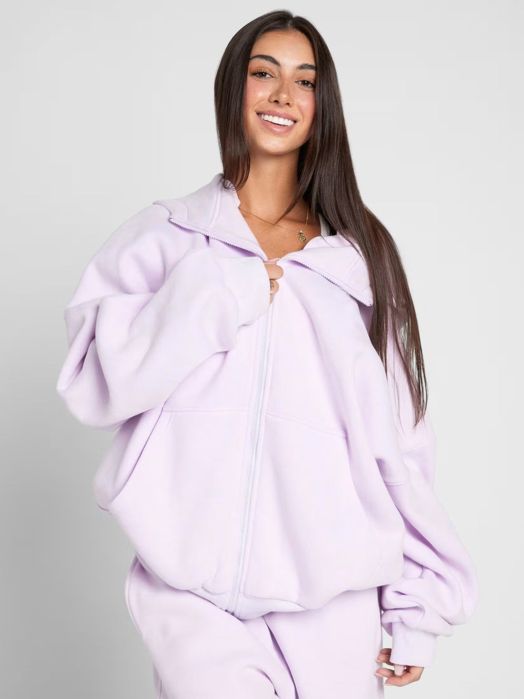 Damer Oversized Hoodiejacka med bekväm passform och djupa fickor Mirla-Eva Jonsson
