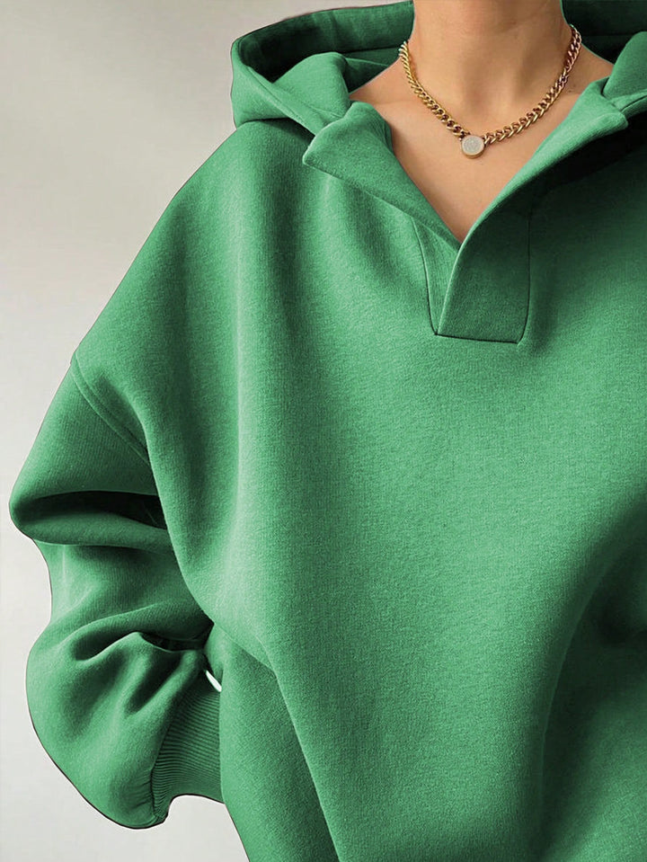 Damer Oversized Huvtröja med unik Krage Mirla-Eva Jonsson