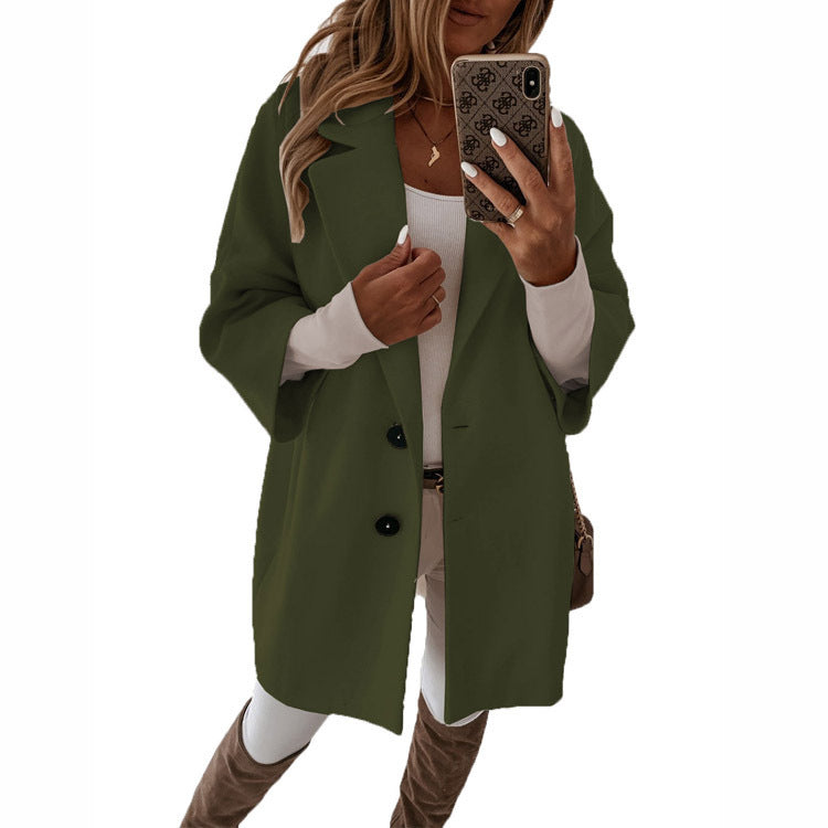 Damer Oversized Jacka med Modern Klipp och Stiliga Knappar Mirla-Eva Jonsson