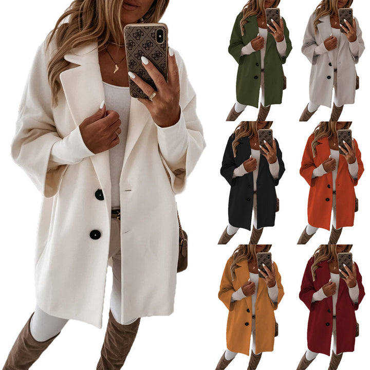 Damer Oversized Jacka med Modern Klipp och Stiliga Knappar Mirla-Eva Jonsson