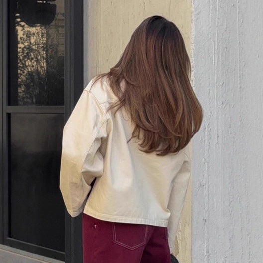 Damer Oversized Jeansjacka med minimalistisk design och praktiska fickor Mirla-Eva Jonsson