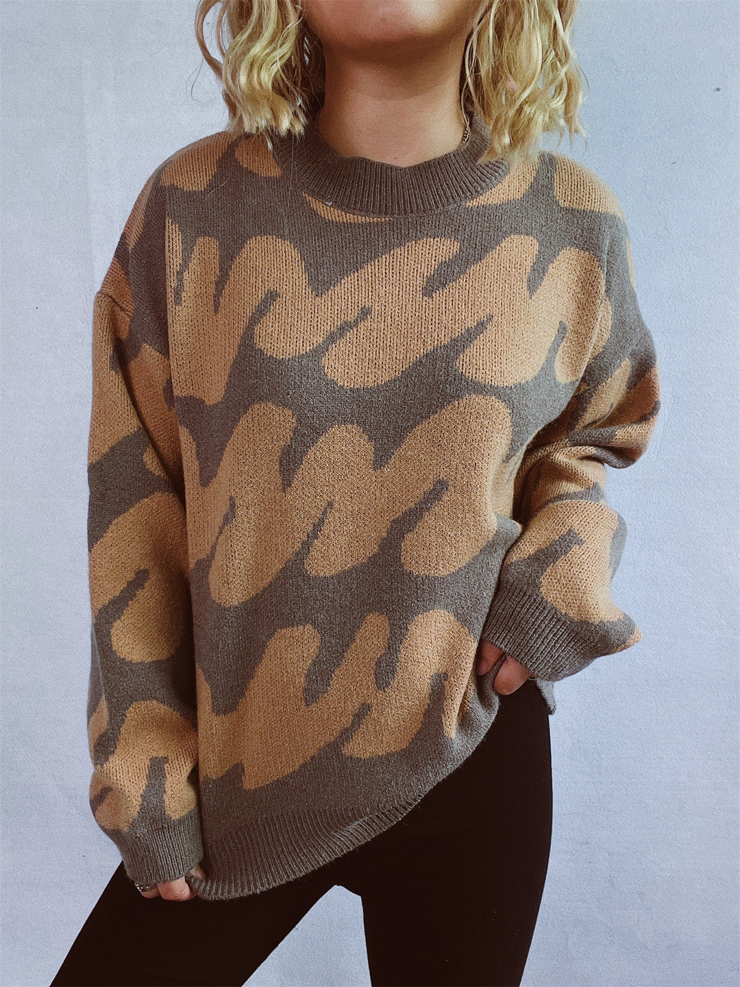 Damer Oversized Knit Sweater med iögonfallande mönster Mirla-Eva Jonsson