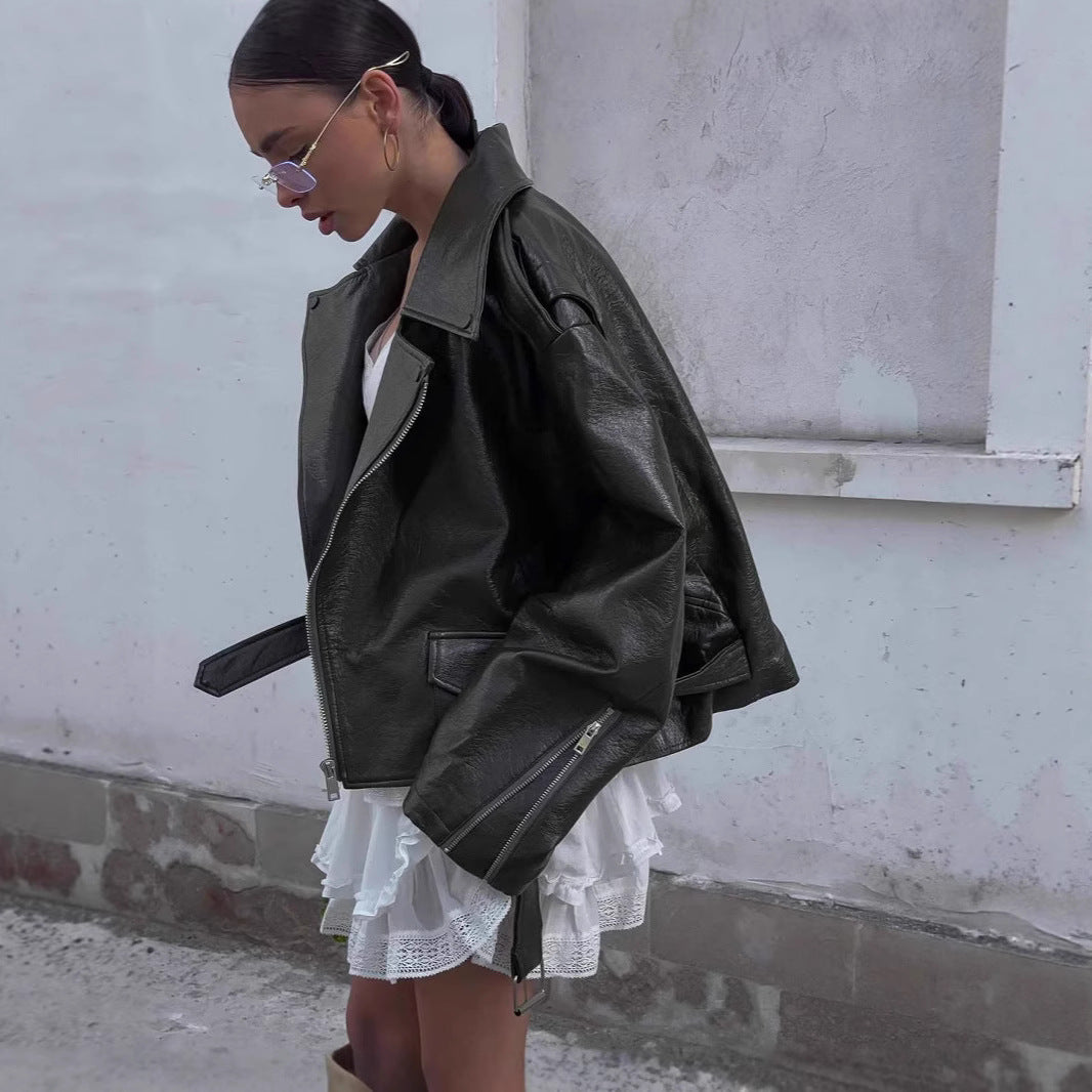 Damer Oversized Konstläderjacka med asymmetrisk dragkedja Eva Jonsson-Eva Jonsson