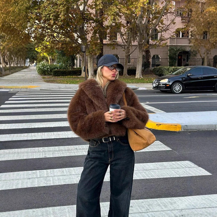 Damer Oversized Konstpälsjacka Mirla-Eva Jonsson