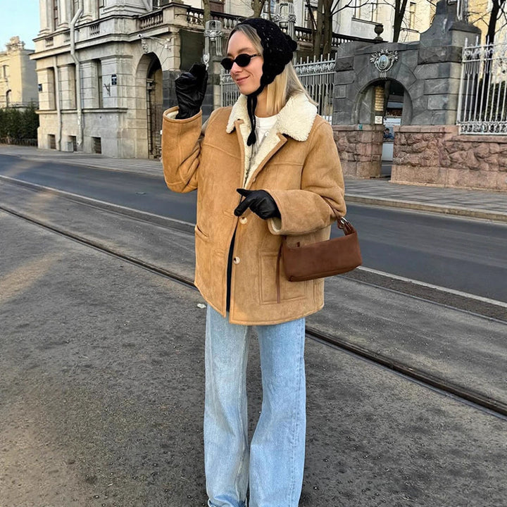 Damer Oversized Konstpälsjacka i avslappnad skärning Mirla-Eva Jonsson
