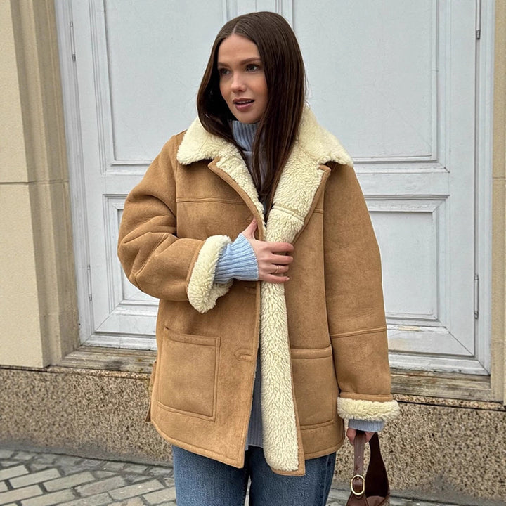 Damer Oversized Konstpälsjacka i avslappnad skärning Mirla-Eva Jonsson