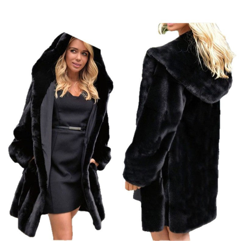 Damer Oversized Konstpälsjacka med Huva Mirla-Eva Jonsson