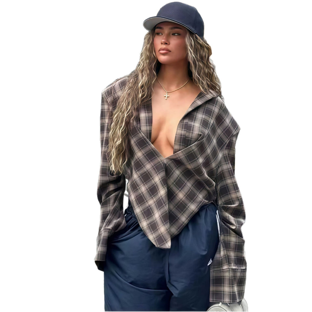 Damer Oversized Rutiga Skjortblus med djup V-urringning och avslappnad skärning Mirla-Eva Jonsson