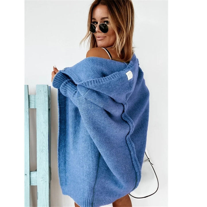 Damer Oversized Stickad Cardigan med Huva och Strukturerad Design Mirla-Eva Jonsson