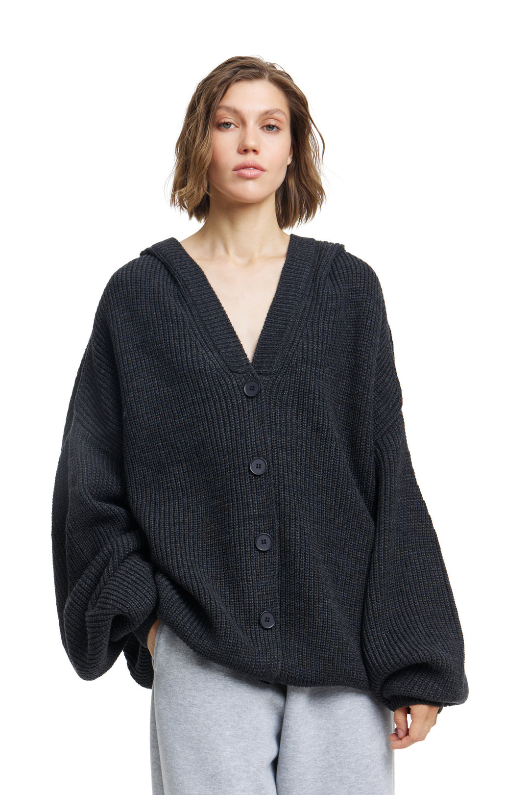 Damer Oversized Stickad Jacka med Huva och Knappslå Mirla-Eva Jonsson