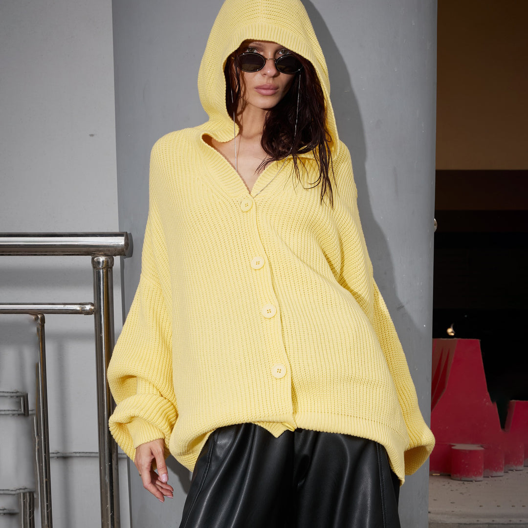 Damer Oversized Stickad Jacka med Huva och Knappslå Mirla-Eva Jonsson
