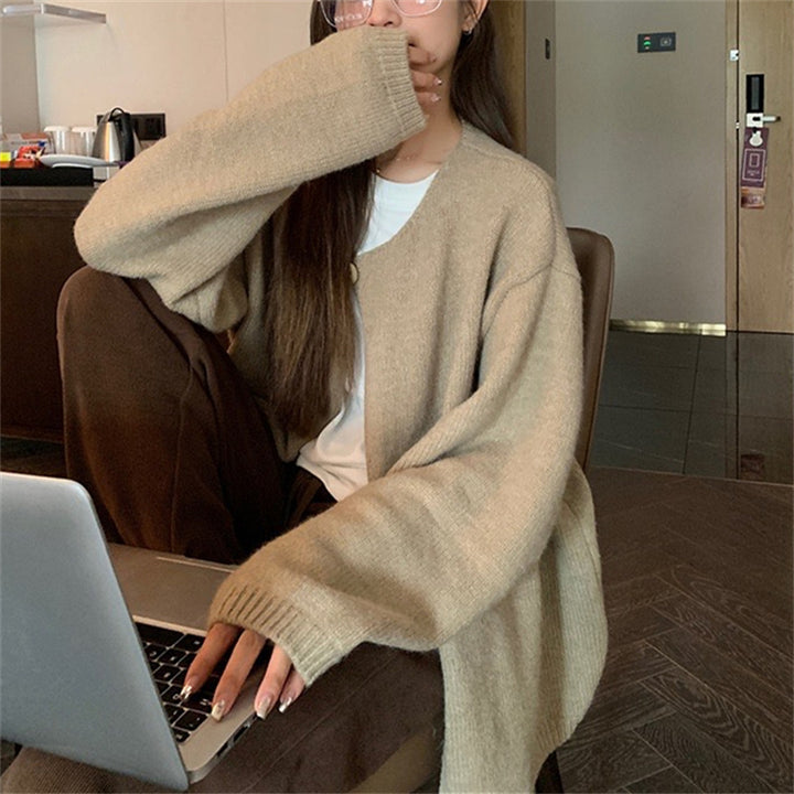 Damer Oversized Stickad Jacka med Mjuka Texturer och Öppna Fronter Mirla-Eva Jonsson