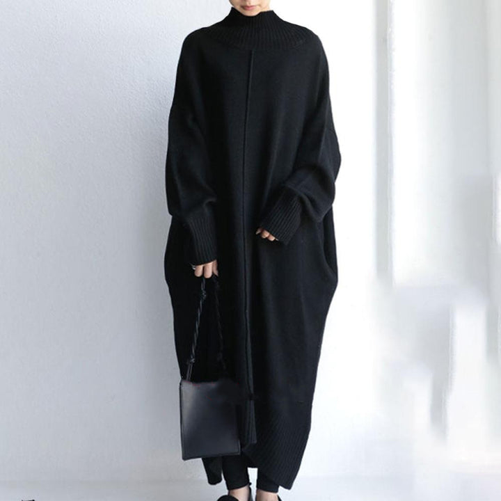 Damer Oversized Stickad Klänning med Hög Krage och SidoFickor Mirla-Eva Jonsson