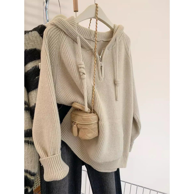Damer Oversized Stickad Tröja med Huva och Praktiska Dragkedjefickor Mirla-Eva Jonsson