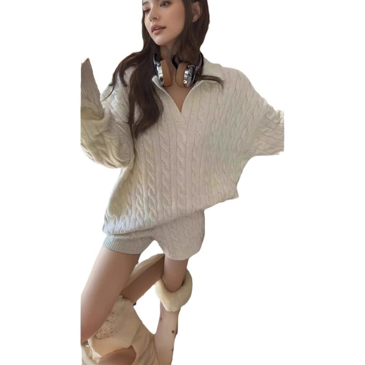 Damer Oversized Stickad Tröja med V-Hals och Flätmönster Mirla-Eva Jonsson