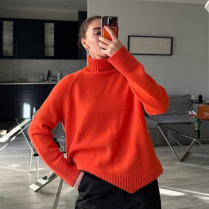 Damer Oversized Stickad tröja med hög krage Mirla-Eva Jonsson