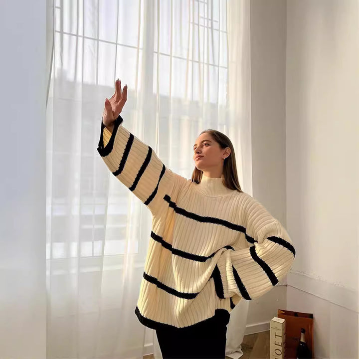 Damer Oversized Stickad tröja med hög krage och ränder Mirla-Eva Jonsson