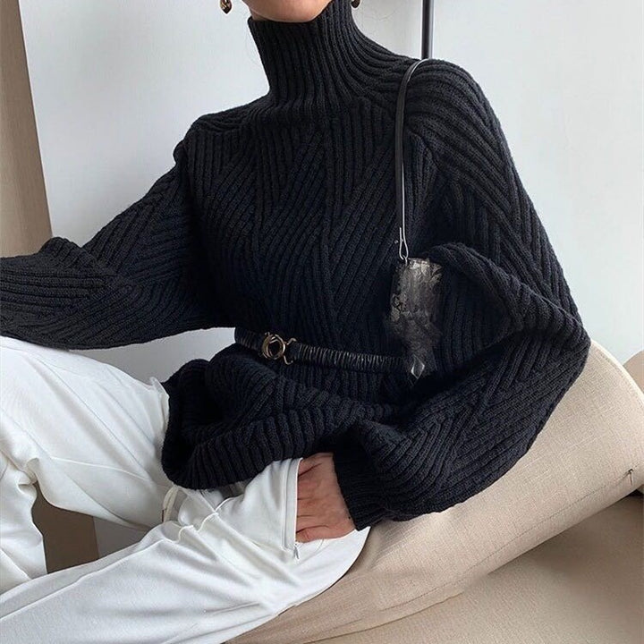 Damer Oversized Stickad tröja med ståkrage och diagonala mönster Mirla-Eva Jonsson