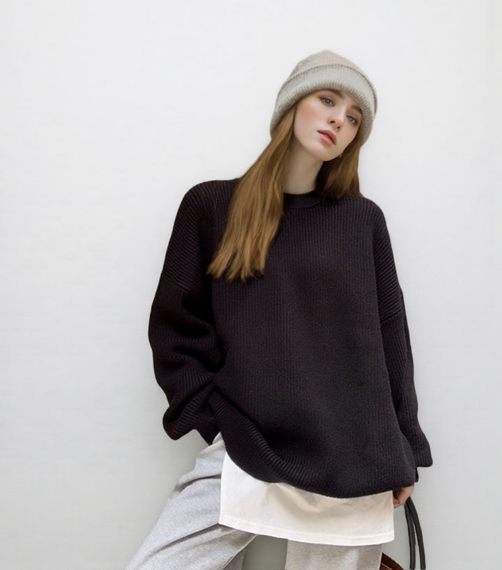 Damer Oversized Stickad tröja med strukturerad design och Rundhalsutförande Mirla-Eva Jonsson