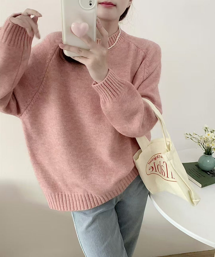 Damer Oversized Stickad tröja med vid skärning och mjukt flödande material Mirla-Eva Jonsson