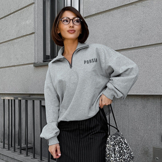 Damer Oversized Sweatshirt med ståkrage och broderad logo Mirla-Eva Jonsson